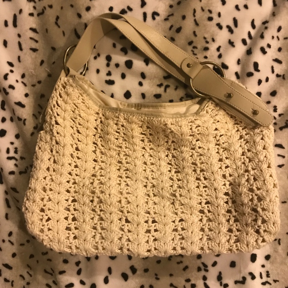 Helloooo Vintage! Crochet knit cream purse